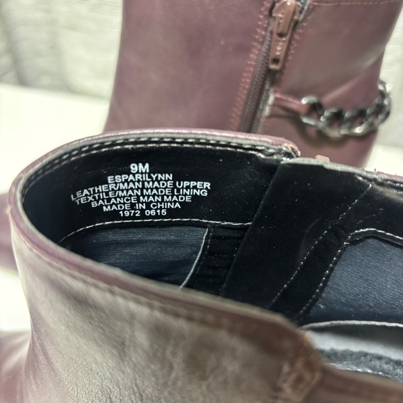 NEW Easy spirt  “ Esparilynn” short leather womens booties, size 9 - Picture 3 of 10